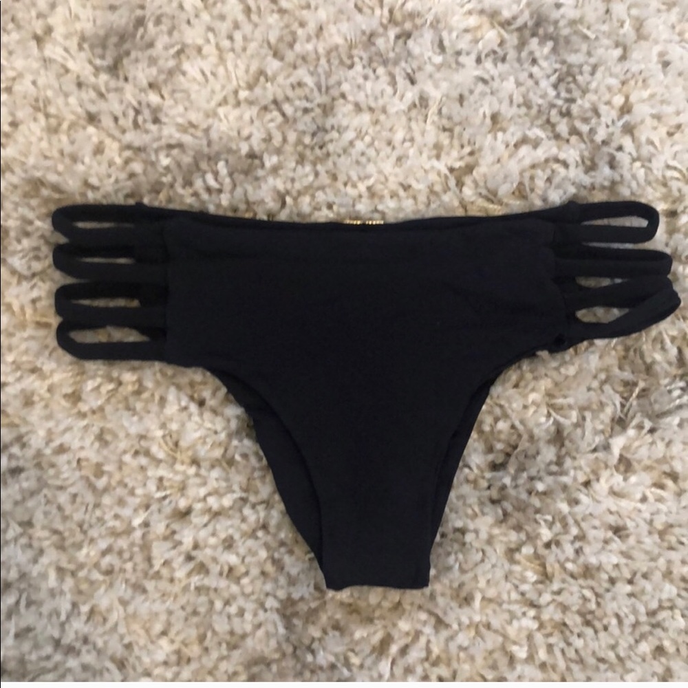 San Lorenzo Cheeky Black Bottoms